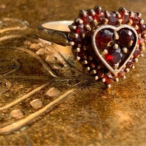 SOLD Stunning Estate Vintage 1970s Heart Shaped, Sterling, Bohemian Garnet Ring🌹